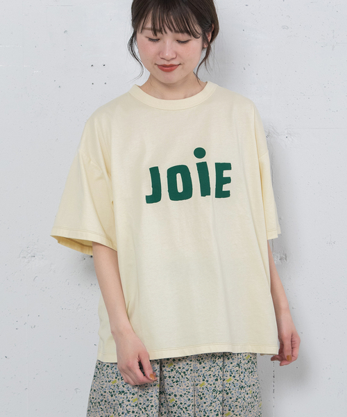 POU DOU DOU(プードゥドゥ)の「JOiE ロゴプリントTシャツ(Tシャツ/カットソー・レディース・オフホワイト/キナリ/ネイビー・M)」の2枚目の写真