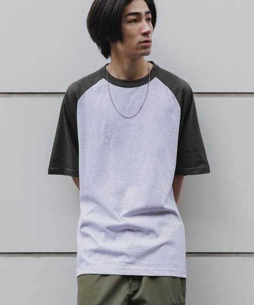 United Athle(ユナイテッドアスレ)の「5.6オンス ラグランスリーブTシャツ / 2トーン 2026年 夏 夏服(Tシャツ/カットソー・メンズ・ブラック/スミクロ/キャメル/グリーン/ブルー/パープル/オリーブ・XL/L/M)」の1枚目の写真