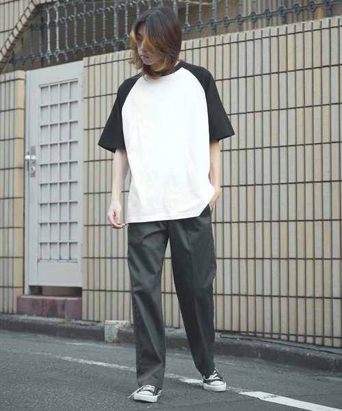 United Athle(ユナイテッドアスレ)の「5.6オンス ラグランスリーブTシャツ / 2トーン 2026年 夏 夏服(Tシャツ/カットソー・メンズ・ブラック/スミクロ/キャメル/グリーン/ブルー/パープル/オリーブ・XL/L/M)」の10枚目の写真