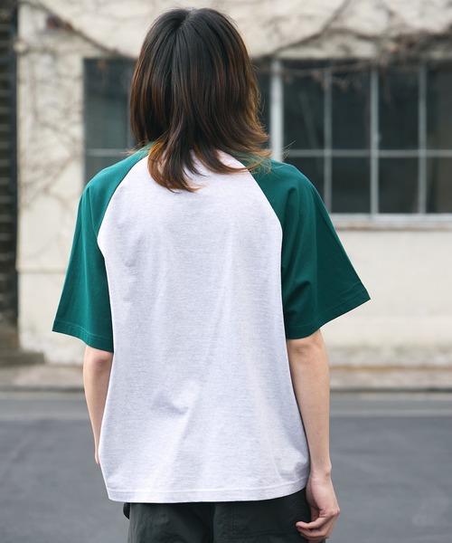 United Athle(ユナイテッドアスレ)の「5.6オンス ラグランスリーブTシャツ / 2トーン 2026年 夏 夏服(Tシャツ/カットソー・メンズ・ブラック/スミクロ/キャメル/グリーン/ブルー/パープル/オリーブ・XL/L/M)」の16枚目の写真