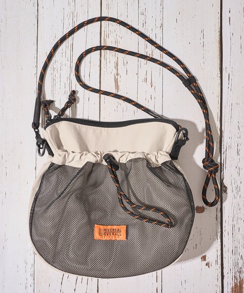 UNIVERSAL OVERALL(ユニバーサルオーバーオール)の「【UNIVERSAL OVERALL】FRONT MESH SHOULDER BAG / フロントメッシュショルダーバッグ(ショルダーバッグ・レディース・モカ/オレンジ/ライトグレー/ブラック/グレイッシュベージュ/ブルー・FREE)」の10枚目の写真