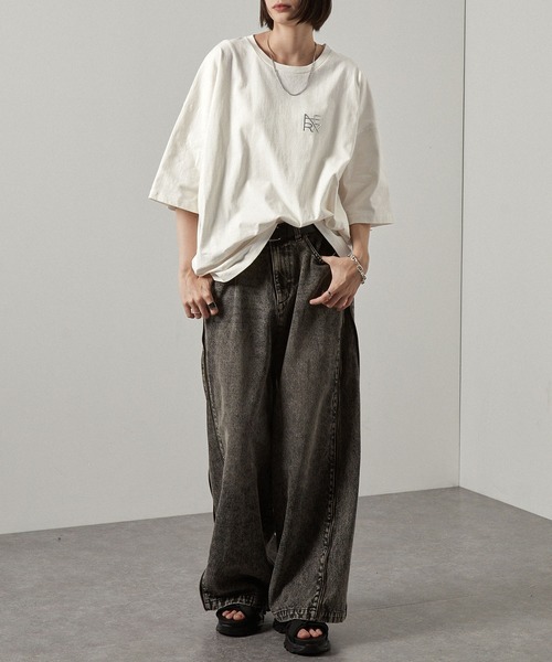 Alfred Alex(アルフレッドアレックス)の「【Alfred Alex】ヴィンテージ加工ピグメント3Dメタルロゴ半袖Tシャツ(Tシャツ/カットソー・メンズ・オフホワイト/ワイン/ブラック・M/L)」の21枚目の写真