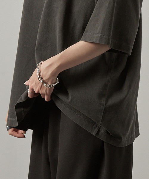 Alfred Alex(アルフレッドアレックス)の「【Alfred Alex】ヴィンテージ加工ピグメント3Dメタルロゴ半袖Tシャツ(Tシャツ/カットソー・メンズ・オフホワイト/ワイン/ブラック・M/L)」の18枚目の写真