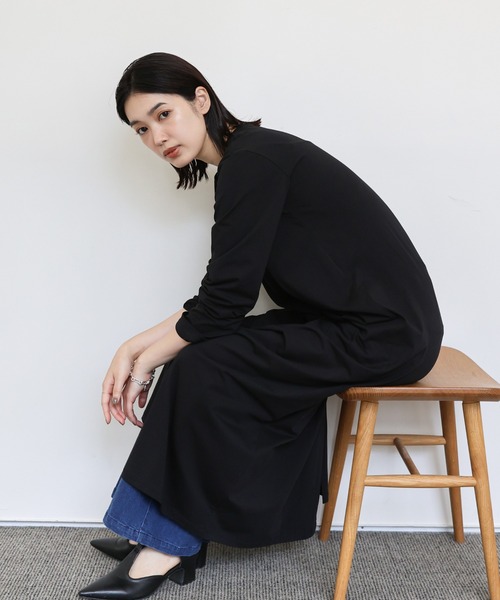 select MOCA Et（セレクトモカエト）の「【Et】Asymmetrical Neck One-piece（ワンピース・レディース・グレー/ブラウン/ブラック・MEDIUM）」の7枚目の写真