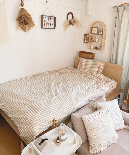 Casselini(キャセリーニ)の「Casselini HOME(キャセリーニ ホーム)フラワー刺繍布団カバー(寝具・レディース・ベージュ/レッド/ブラック・FREE)」の3枚目の写真
