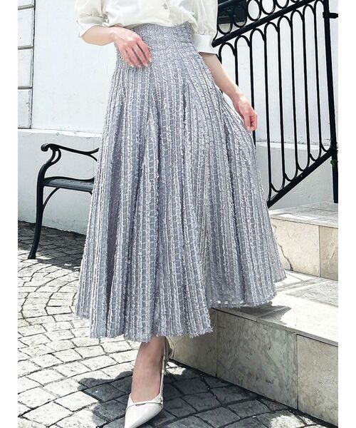 dazzlin（ダズリン）の「シアーボリューミーフレアスカート（スカート・レディース・グレー/オフホワイト/ブラック・SMALL/MEDIUM）」の3枚目の写真