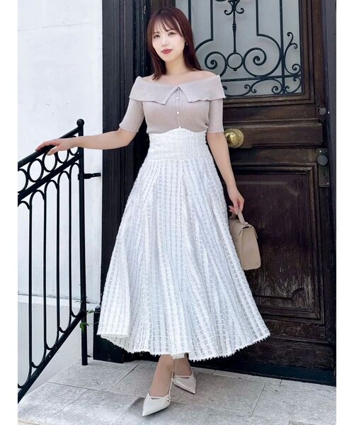 dazzlin（ダズリン）の「シアーボリューミーフレアスカート（スカート・レディース・グレー/オフホワイト/ブラック・SMALL/MEDIUM）」の21枚目の写真