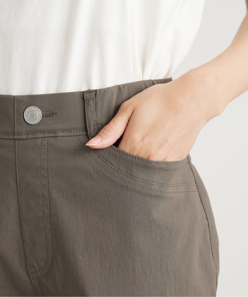 BELLUNA PLUS(ベルーナ)の「冷感ピケストレッチ素材スリムパンツ70丈(その他パンツ・レディース・ライトグレー/ブラック/カーキ・SMALL/MEDIUM/LARGE/X-LARGE)」の19枚目の写真