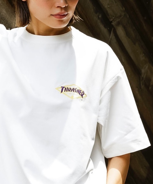 THRASHER(スラッシャー)の「DIAMOND LOGO UTILITY S/S T-SHIRTS Tシャツ ユーティリティー ラッシュガード/スラッシャーワンポイントブランドロゴ水着(Tシャツ/カットソー・メンズ・ブラック×ブルー/ブラック×パープル/ホワイト×ブルー/ホワイト×パープル・MEDIUM/LARGE/X-LARGE)」の3枚目の写真