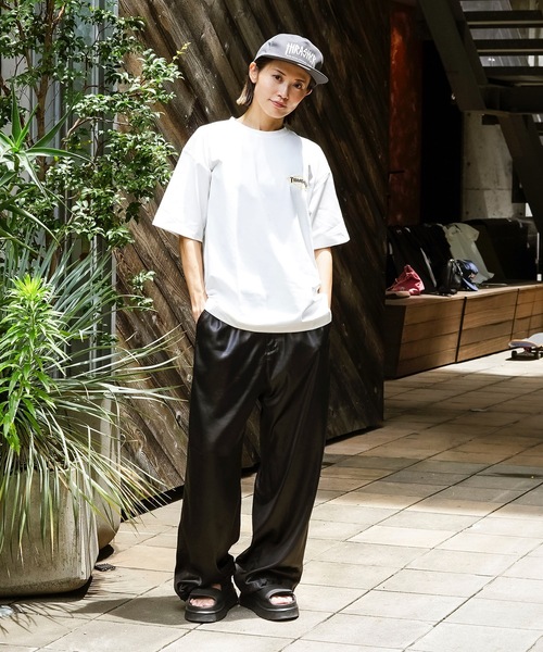 THRASHER(スラッシャー)の「DIAMOND LOGO UTILITY S/S T-SHIRTS Tシャツ ユーティリティー ラッシュガード/スラッシャーワンポイントブランドロゴ水着(Tシャツ/カットソー・メンズ・ブラック×ブルー/ブラック×パープル/ホワイト×ブルー/ホワイト×パープル・MEDIUM/LARGE/X-LARGE)」の12枚目の写真