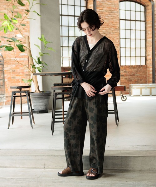 niko and...（ニコアンド）の「ラッセルドロストカーディガン（カーディガン/ボレロ・メンズ・ライトブラウン/ブラック/アイボリー・FREE）」の4枚目の写真