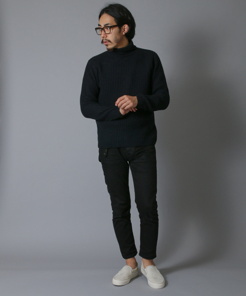 AMERICAN RAG CIE(アメリカンラグシー)の「AMERICAN RAG CIE ラムナイロン両畦タートルニット / 109-AMG-M152-KN613(ニット/セーター・メンズ・ブラック/カーキ/ホワイト・1/2)」の14枚目の写真