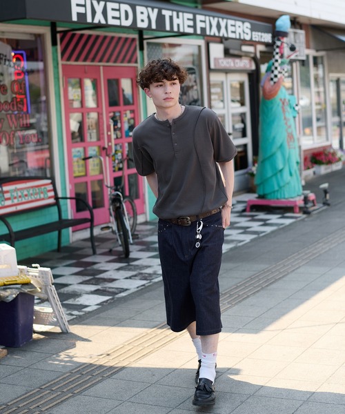 kutir(クティール)の「CONTRAST HENLEY NECK THERMAL TEE/切り替えヘンリーネックサーマルTEE(Tシャツ/カットソー・メンズ・ベージュ/ブラック/チャコールグレー・MEDIUM/LARGE)」の9枚目の写真