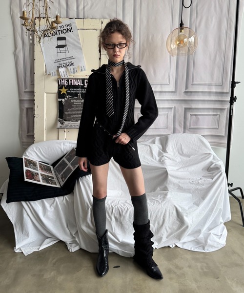 SHAGGIE（シャギー）の「【ViVi掲載】ハイネックジップケーブルニットロンパース（サロペット/オーバーオール・レディース・ブラウン/ブラック・FREE）」の6枚目の写真