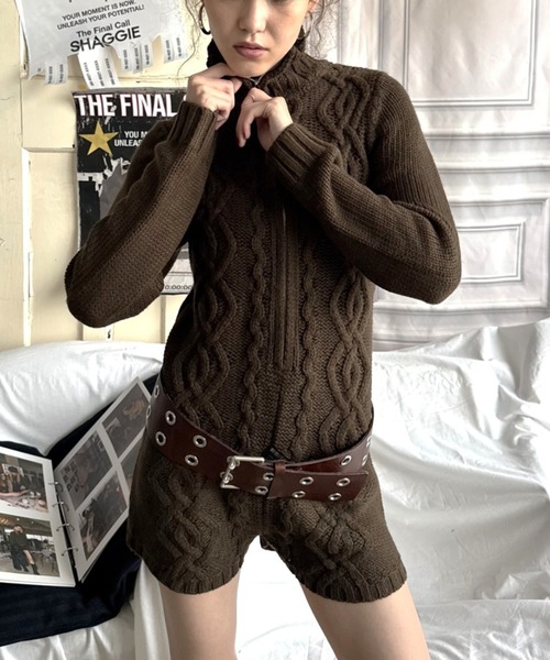 SHAGGIE（シャギー）の「【ViVi掲載】ハイネックジップケーブルニットロンパース（サロペット/オーバーオール・レディース・ブラウン/ブラック・FREE）」の17枚目の写真