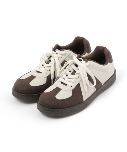 LAKOLE（ラコレ）の「配色ライトスニーカー / 572539（スニーカー・レディース・オフホワイト/ブラック・LARGE/MEDIUM）」の6枚目の写真