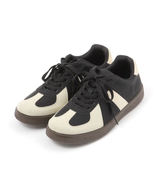 LAKOLE（ラコレ）の「配色ライトスニーカー / 572539（スニーカー・レディース・オフホワイト/ブラック・LARGE/MEDIUM）」の7枚目の写真