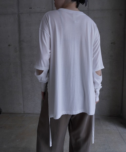 k3&co.（ケイスリーアンドコー）の「Open elbow long sleeve top（Tシャツ/カットソー・レディース・ホワイト/チャコール・ONE SIZE）」の5枚目の写真