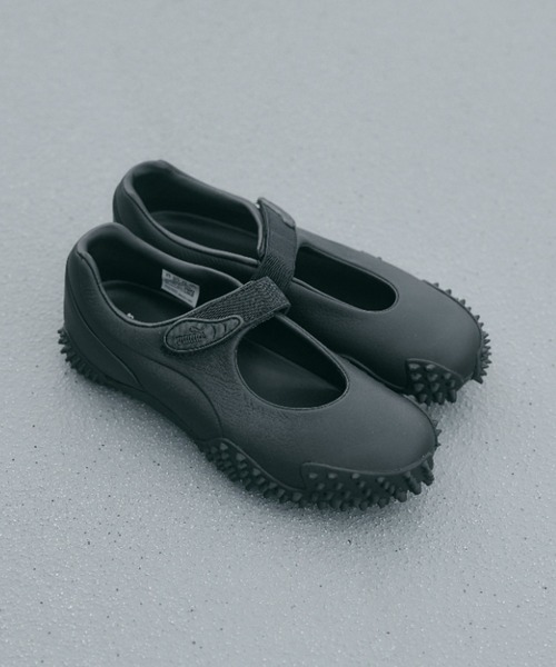 PUMA(プーマ)の「MOSTRO FEY LTH 403191-01(バレエシューズ・メンズ・ブラック・27.0cm/26.5cm/26.0cm/25.5cm/25.0cm/24.5cm/24.0cm/23.5cm/23.0cm/28.0cm/22.5cm/27.5cm/29.0cm/28.5cm/22.0cm)」の1枚目の写真