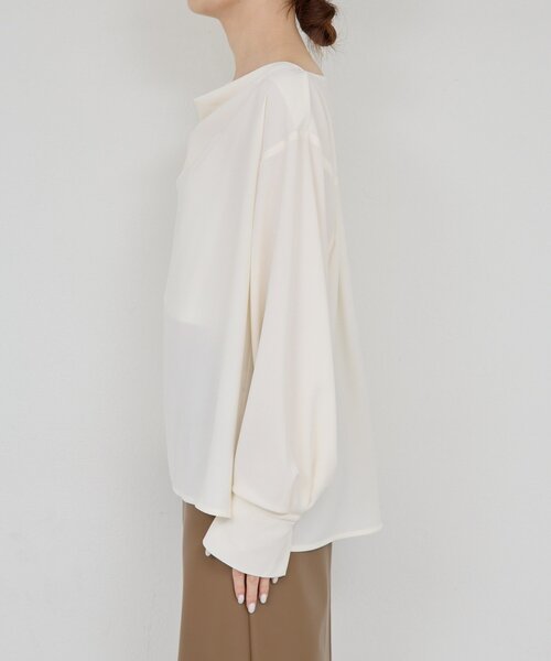 2025美品◎ガリャルダガランテ　ドレープTブラウス　オフホワイト 美品⚑ガリャルダガランテ ドレープTブラウス オフホワイト 2025