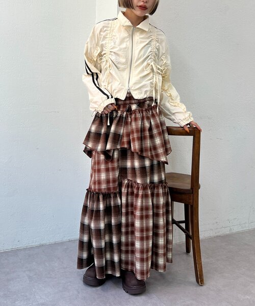 w closet（ダブルクローゼット）の「【25AW/2サイズ展開】リボンラインZIPブルゾン（ブルゾン・レディース・ネイビー/ボルドー/ピンク/アイボリー・SMALL/MEDIUM）」の13枚目の写真