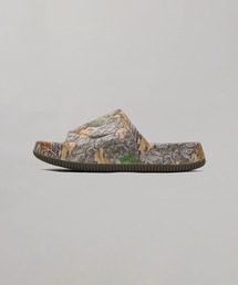 NIKE（ナイキ）の「NIKE CALM SLIDE REALTREE IB2885-200（サンダル）」