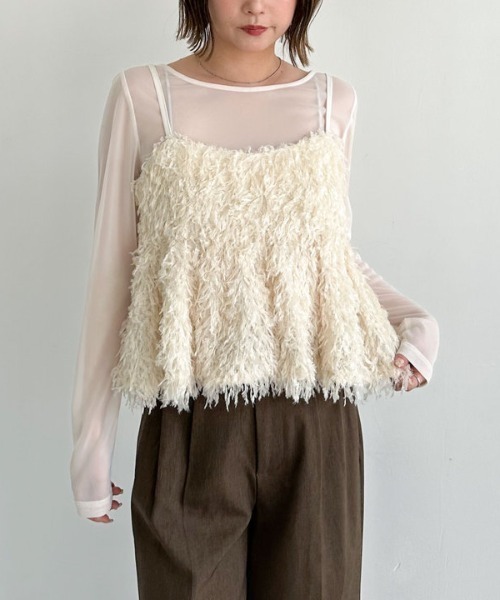 archives（アルシーヴ）の「カットフェザービスチェ×シアーカットＴＯＰＳＳＥＴ（アンサンブル・レディース・アイボリー/モカ/ブラック・MEDIUM）」の4枚目の写真