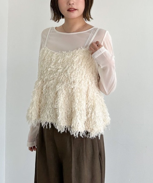 archives（アルシーヴ）の「カットフェザービスチェ×シアーカットＴＯＰＳＳＥＴ（アンサンブル・レディース・アイボリー/モカ/ブラック・MEDIUM）」の5枚目の写真