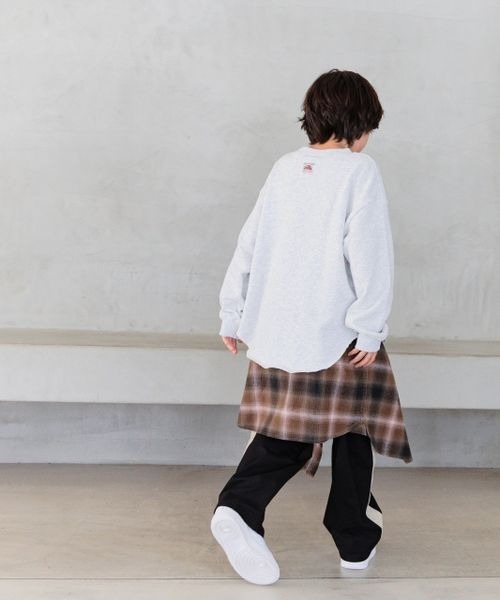 FRUIT OF THE LOOM（フルーツオブザルーム）の「【Fruit Of The Loom】別注スウェットプルオーバー(KIDS)（スウェット・キッズ・グリーン/オートミール/チャコール・110cm/120cm/130cm/140cm/150cm）」の6枚目の写真