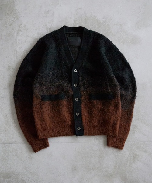 ANDER HUNK(アンダーハンク)の「Metal button Gradation Cardigan/ メタルボタングラデーションカーディガン(カーディガン/ボレロ・メンズ・ブラウン/ブラック・LARGE/MEDIUM)」の2枚目の写真
