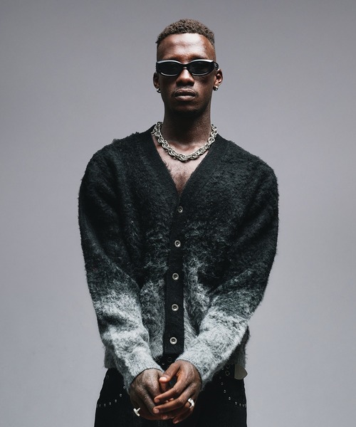 ANDER HUNK(アンダーハンク)の「Metal button Gradation Cardigan/ メタルボタングラデーションカーディガン(カーディガン/ボレロ・メンズ・ブラウン/ブラック・LARGE/MEDIUM)」の6枚目の写真