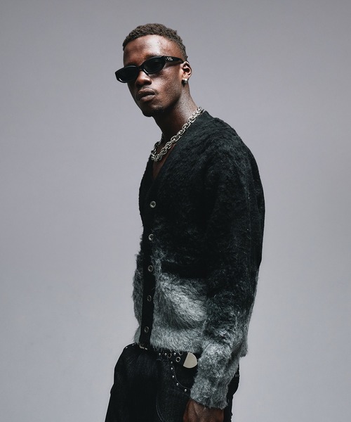 ANDER HUNK(アンダーハンク)の「Metal button Gradation Cardigan/ メタルボタングラデーションカーディガン(カーディガン/ボレロ・メンズ・ブラウン/ブラック・LARGE/MEDIUM)」の8枚目の写真