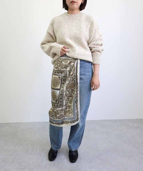 MIAN （ミアン）の「クラシカルデザインマルチスカーフ（バンダナ/スカーフ・レディース・アイボリー・FREE）」の3枚目の写真