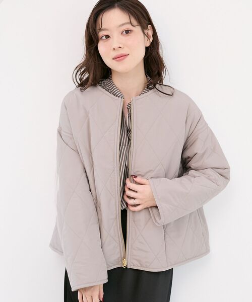 le.coeur blanc(ルクールブラン)の「リバーシブルタフタ×ファーキルトジャケット(その他アウター・レディース・グレイッシュベージュ/ブラウン・38)」の18枚目の写真