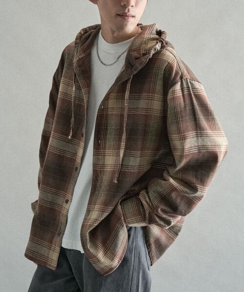 CRAFT STANDARD BOUTIQUE(クラフトスタンダードブティック)の「チェックフードシャツ(シャツ/ブラウス・メンズ・ブルー系その他3/ブルー系その他5/ブラウン系その他4/ブラウン系その他5/ブラック系その他3/グリーン系その他5・M/L)」の3枚目の写真