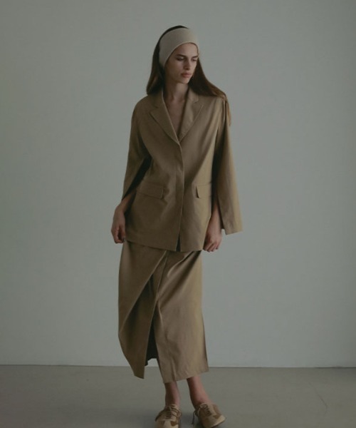 セール】スリットスリーブジャケット（テーラードジャケット）｜ETRE