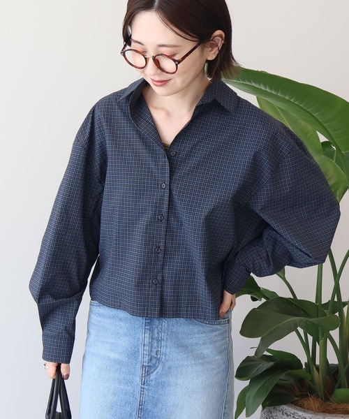 AMERICAN HOLIC(アメリカンホリック)の「クロップド丈バックタックチェックシャツ(シャツ/ブラウス・レディース・ブルー系その他5/ベージュ系その他4・L/M)」の11枚目の写真