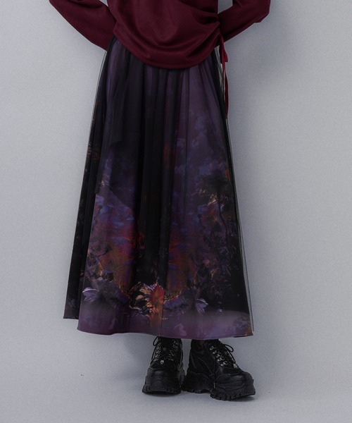 HARE（ハレ）の「Utopia flowerスカート(HARE)（スカート・レディース・パープル/ブラック・FREE）」の4枚目の写真