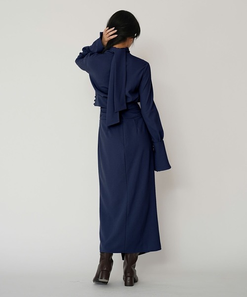 KINO THE KEI(キノザケイ)の「クロス ネック ボウタイ ブラウス ( セットアップ可 ) KINO THE KEI(シャツ/ブラウス・レディース・サックスブルー/ネイビー/ダークブラウン・フリー)」の19枚目の写真