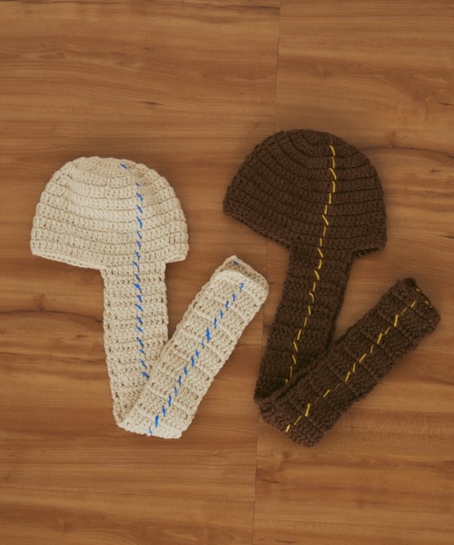 MERLOT（メルロー）の「カラーステッチマフラー付きニット帽（ニットキャップ/ビーニー・レディース・ブラウン/ホワイト・FREE）」の4枚目の写真