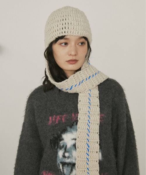 MERLOT（メルロー）の「カラーステッチマフラー付きニット帽（ニットキャップ/ビーニー・レディース・ブラウン/ホワイト・FREE）」の11枚目の写真