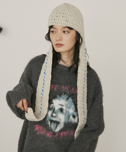 MERLOT（メルロー）の「カラーステッチマフラー付きニット帽（ニットキャップ/ビーニー・レディース・ブラウン/ホワイト・FREE）」の13枚目の写真