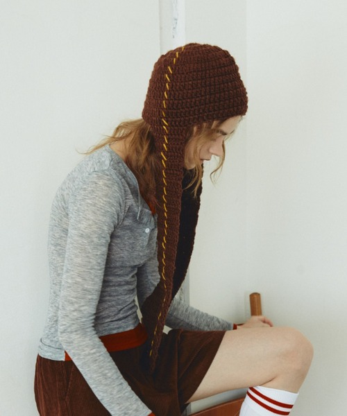 MERLOT（メルロー）の「カラーステッチマフラー付きニット帽（ニットキャップ/ビーニー・レディース・ブラウン/ホワイト・FREE）」の15枚目の写真