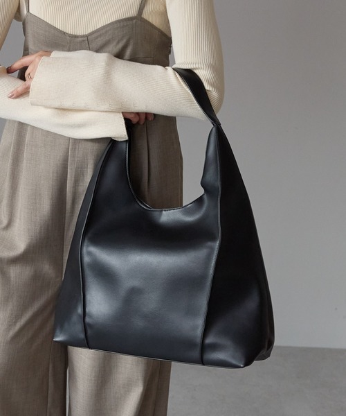 GUSCIO(グッシオ)の「【グッシオベーシック】ピンタックワンハンドルトートバッグ(トートバッグ・レディース・ベージュ/ダークブラウン/キャメル/ブラック・FREE)」の14枚目の写真