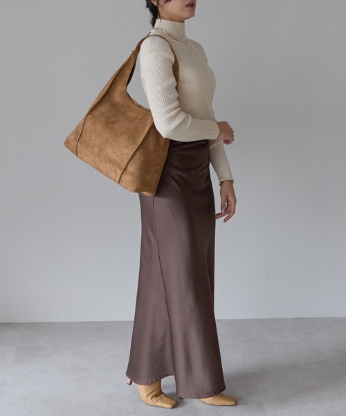 GUSCIO(グッシオ)の「【グッシオベーシック】ピンタックワンハンドルトートバッグ(トートバッグ・レディース・ベージュ/ダークブラウン/キャメル/ブラック・FREE)」の19枚目の写真