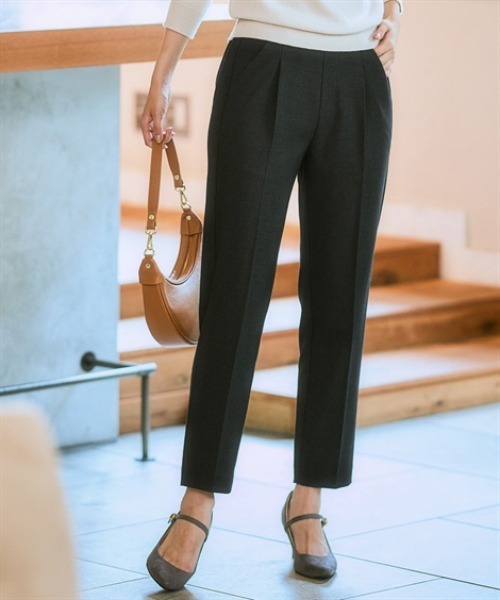 7days Life Styling(セブンデイズライフスタイリング)の「【ワイド/テーパード】【あったか裏起毛】ウール調ストレッチパンツ(しわになりにくい・保温性)<大きいサイズ有>(スラックス・レディース・ブラック系2/ブラック系その他/ブラウン系1/ブラウン系その他/ブラック系その他2/グレー系その他/ブラック系1/グレー系1・S/M/L/LL/3L)」の4枚目の写真