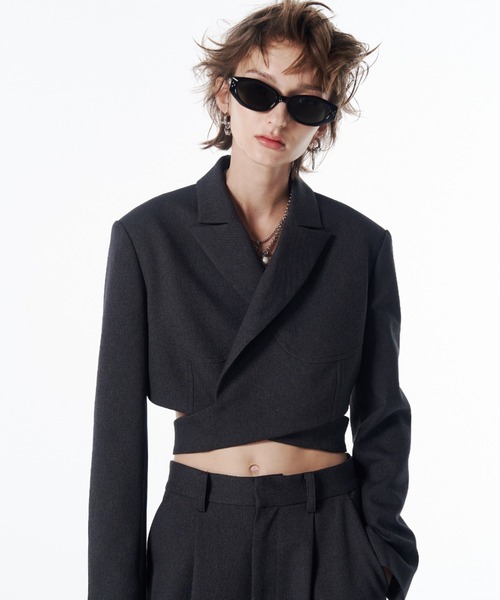 JOSE MOON(ジョゼムーン)の「CROSS SHORT JACKET/クロスショートジャケット(テーラードジャケット・レディース・チャコールグレー/ブラック・38/36)」の2枚目の写真