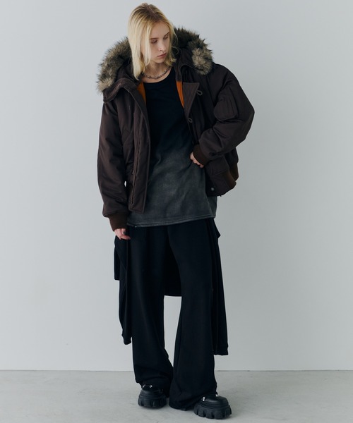 AIVER（アイバー）の「AIVER　N-2Bフライトブルゾン（ミリタリージャケット・メンズ・ブラック/カーキ/ブラウン・SMALL/MEDIUM/LARGE）」の4枚目の写真