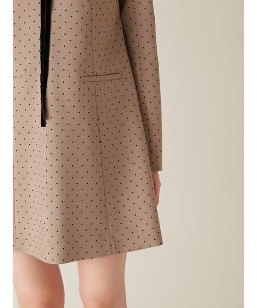 LILY BROWN（リリーブラウン）の「ラッフルカラー付きミニワンピース（ワンピース・レディース・モカ/グレー/ブラック・0/1）」の13枚目の写真