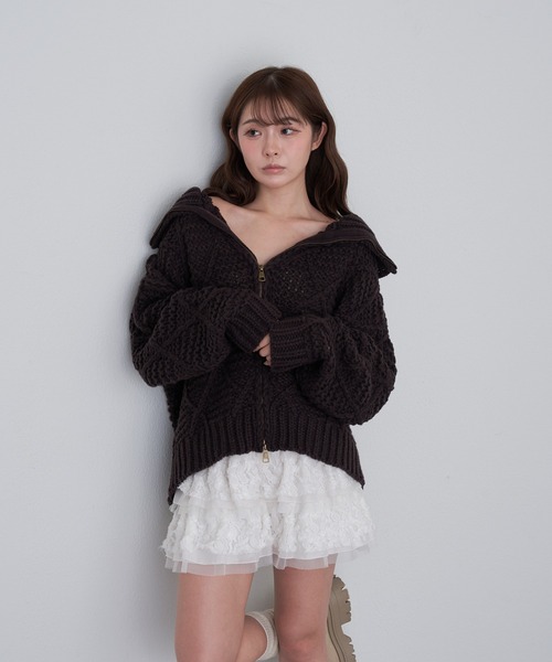 RAY CASSIN（レイカズン）の「柄編みニットブルゾン（ニット/セーター・レディース・ブラウン/チャコールグレー/アイボリー・FREE）」の4枚目の写真